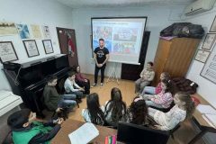 2ad97c52-847d-4f59-a6e8-930834702ee5